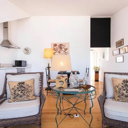 Lusitano Floor Apartment Lisbon